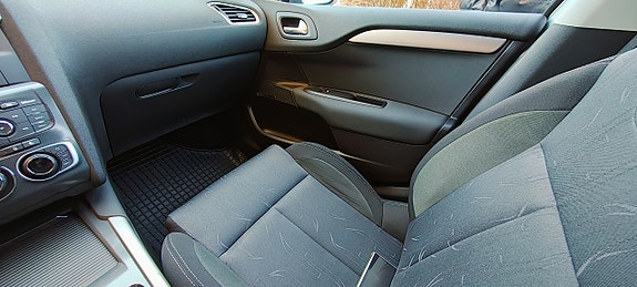 Citroen C4 12 of 15