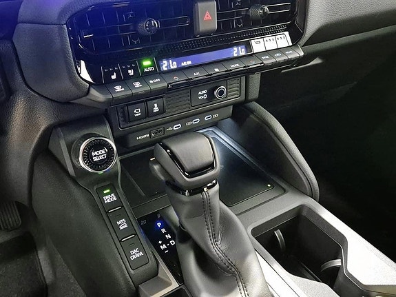 Toyota Land Cruiser 15 of 23
