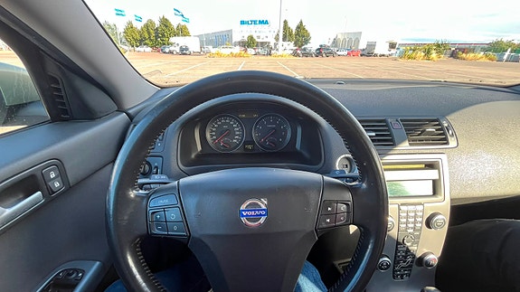 Volvo S40 4 of 5