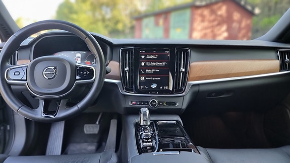 Volvo S90 4 of 5
