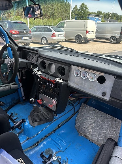 Volvo 142 8 of 10