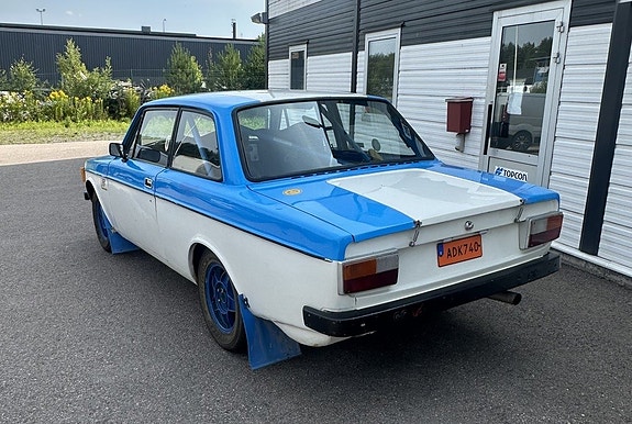 Volvo 142 3 of 10