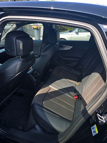 Audi A4 10 of 12
