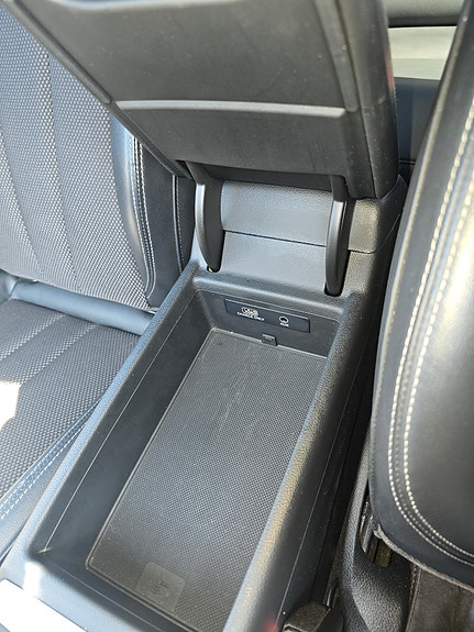 Audi A4 6 of 12