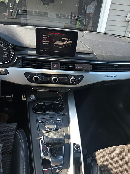 Audi A4 4 of 12