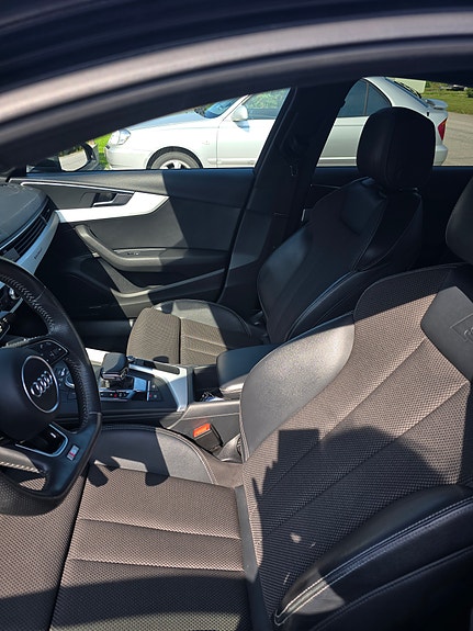 Audi A4 9 of 12