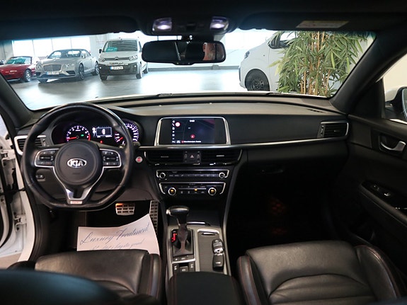 Kia Optima 7 of 15