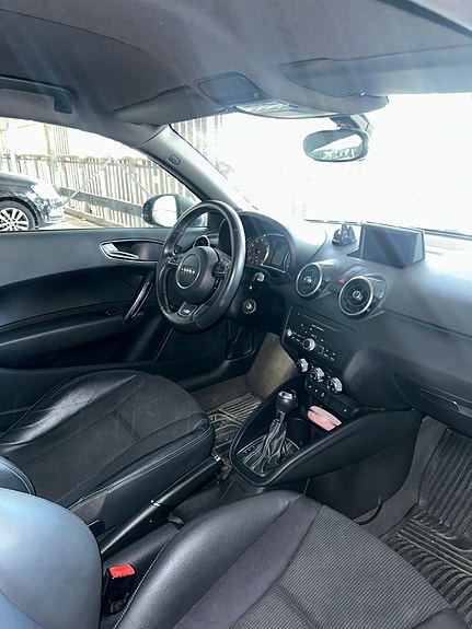 Audi A1 9 of 15