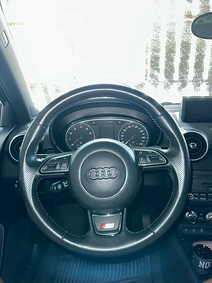 Audi A1 8 of 15