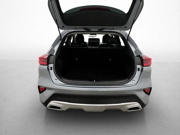 Kia XCeed 28 of 30