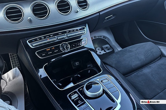 Mercedes-Benz E220 d 11 of 16