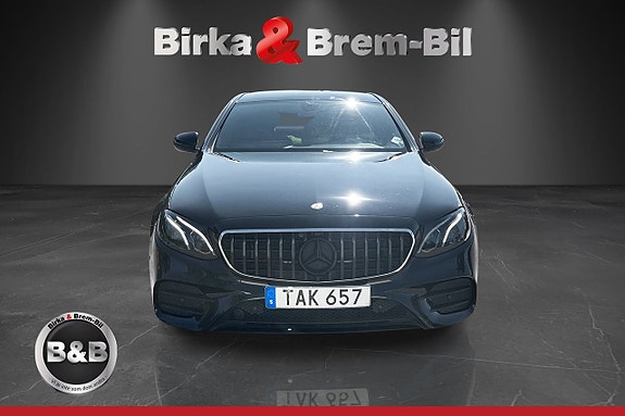 Mercedes-Benz E220 d 4 of 16
