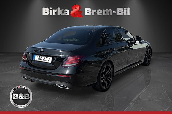 Mercedes-Benz E220 d 9 of 16