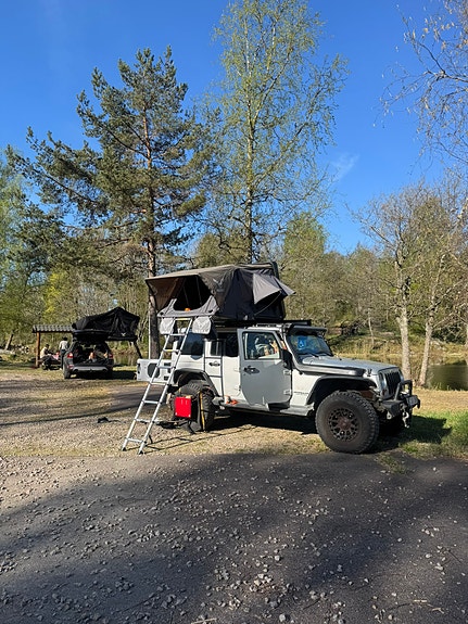 Jeep Wrangler Unlimited 3 of 4