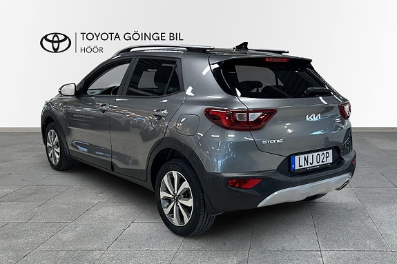 Kia Stonic 2 of 10