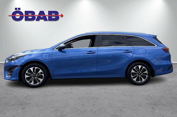Kia Ceed 4 of 12