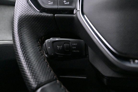 Peugeot 3008 8 of 27