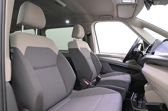 Volkswagen Multivan 13 of 27
