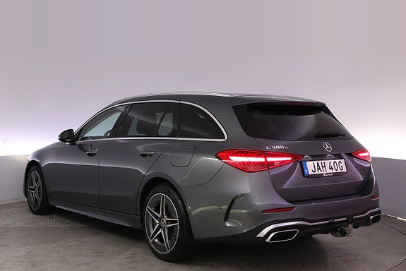 Mercedes-Benz C300 4 of 27