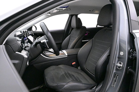 Mercedes-Benz C300 10 of 27