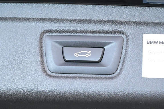 BMW 330e 22 of 27