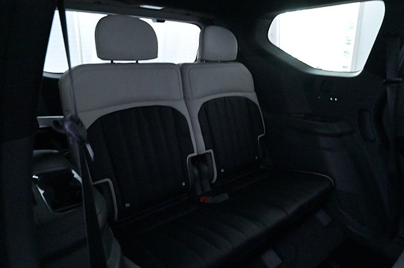 Kia EV9 25 of 27