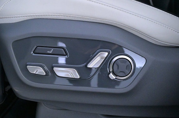 Kia EV9 15 of 27