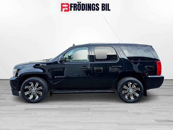 Chevrolet Tahoe 2 of 23