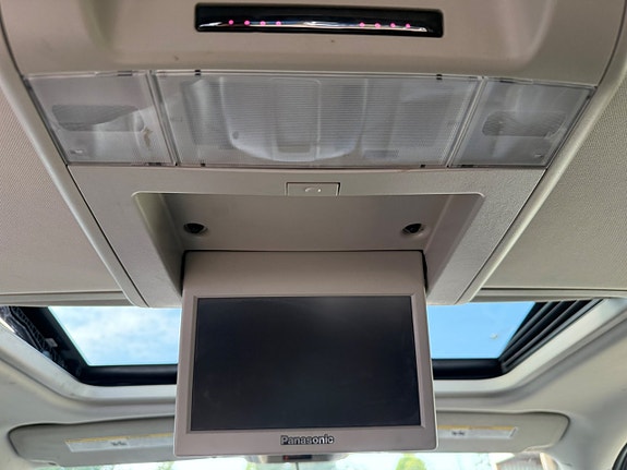 Chevrolet Tahoe 17 of 23