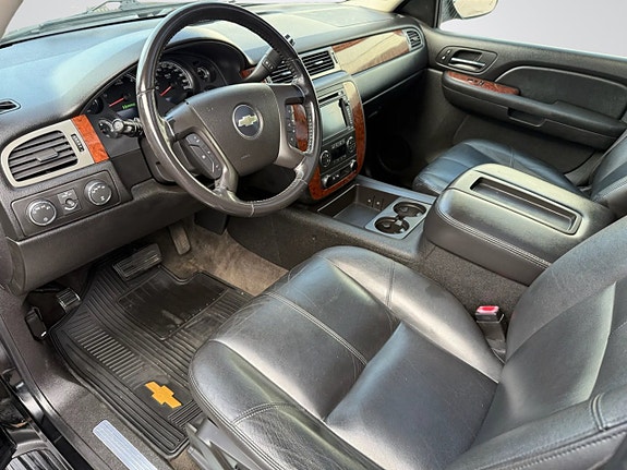 Chevrolet Tahoe 10 of 23