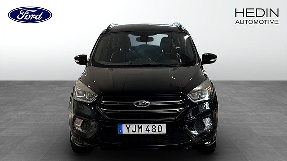 Ford Kuga 8 of 9