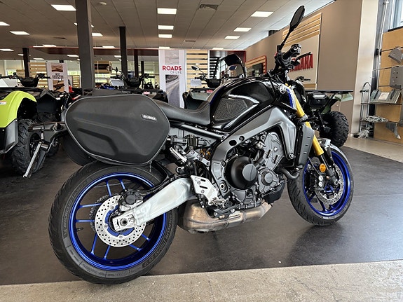 Yamaha MT-09 SP 2 of 11
