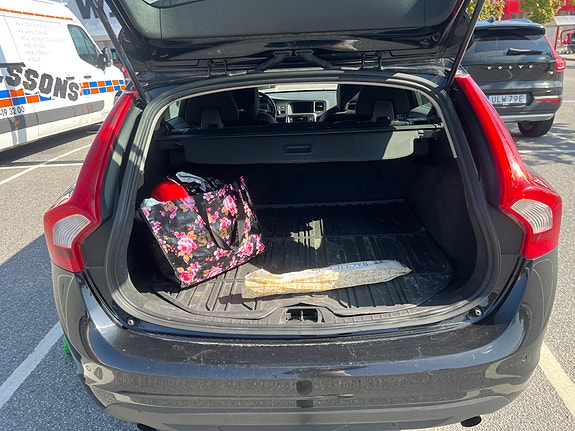 Volvo V60 7 of 7