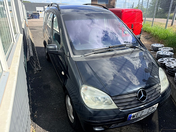 Mercedes-Benz Vaneo 2 of 7