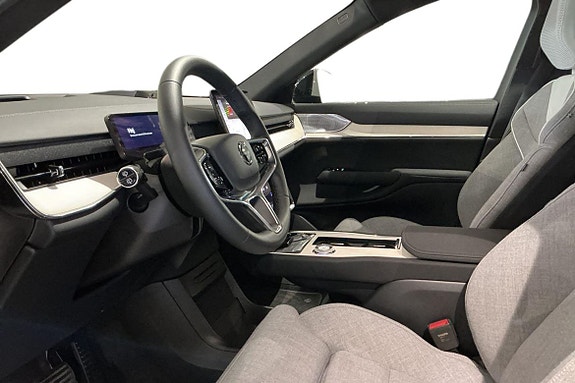Volvo EX90 14 of 30
