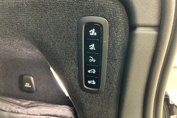 Volvo EX90 21 of 30