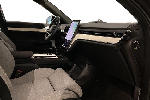 Volvo EX90 15 of 30