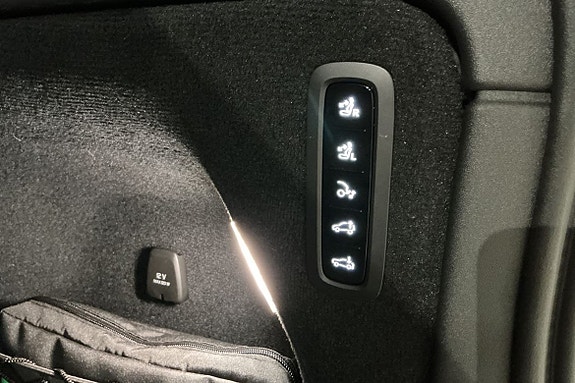 Volvo EX90 20 of 30