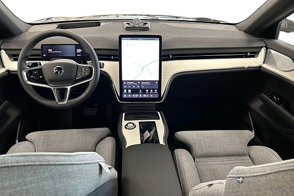 Volvo EX90 10 of 30