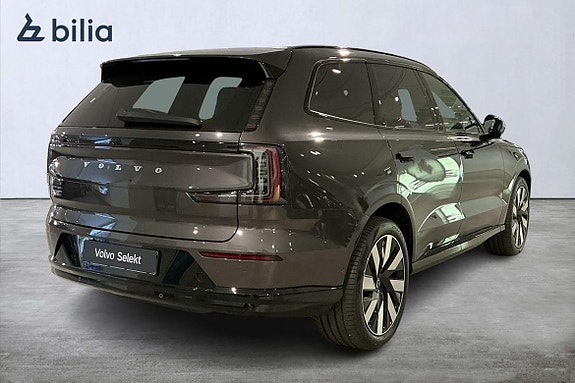 Volvo EX90 4 of 30