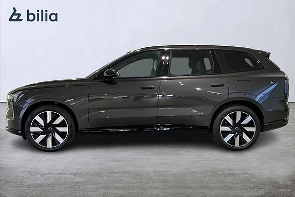 Volvo EX90 2 of 30