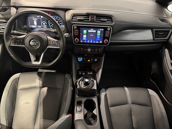 Nissan Leaf 8 of 11