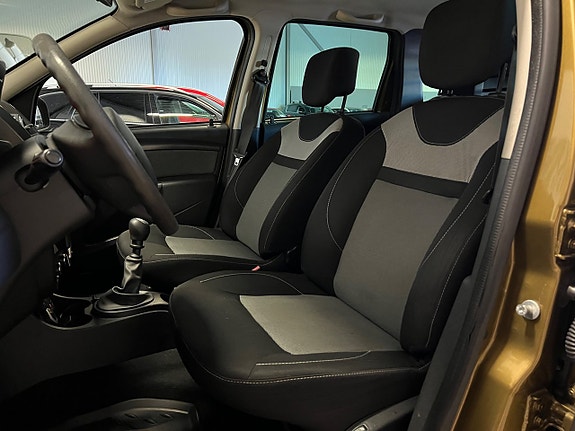 Dacia Duster 18 of 28