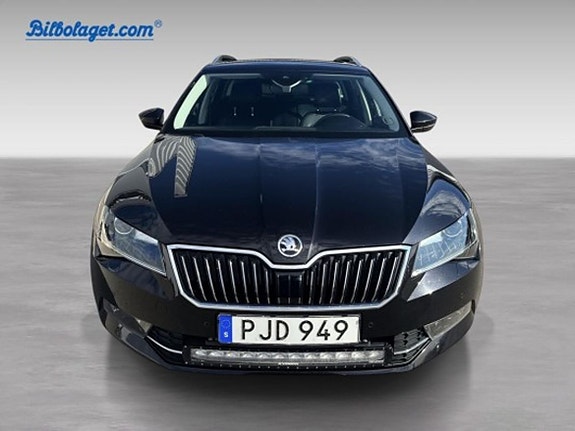 Skoda Superb 2 of 20