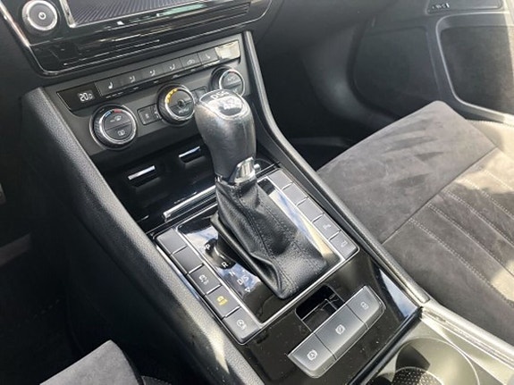 Skoda Superb 19 of 20