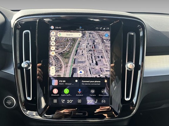 Volvo XC40 17 of 20