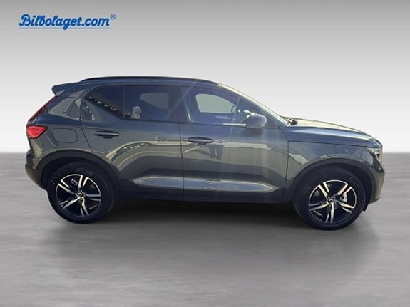 Volvo XC40 4 of 20