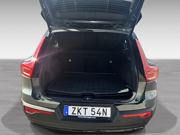 Volvo XC40 20 of 20