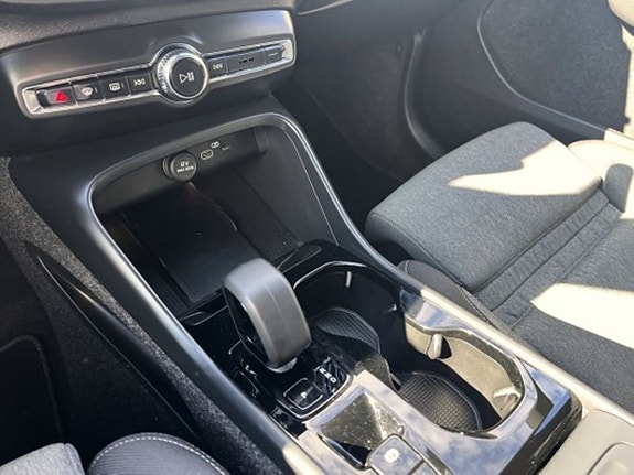 Volvo XC40 19 of 20