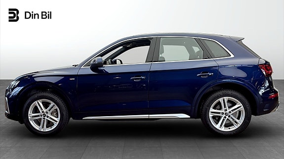Audi Q5 2 of 12